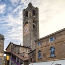 informazione di bergamo lombardia italia torre civica campanone monumento storico antico
